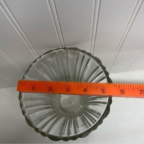 Vintage Vase Robbed Glass decor accent piece - Picture 6 of 8